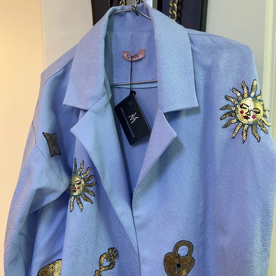 مانتو ژاکارد