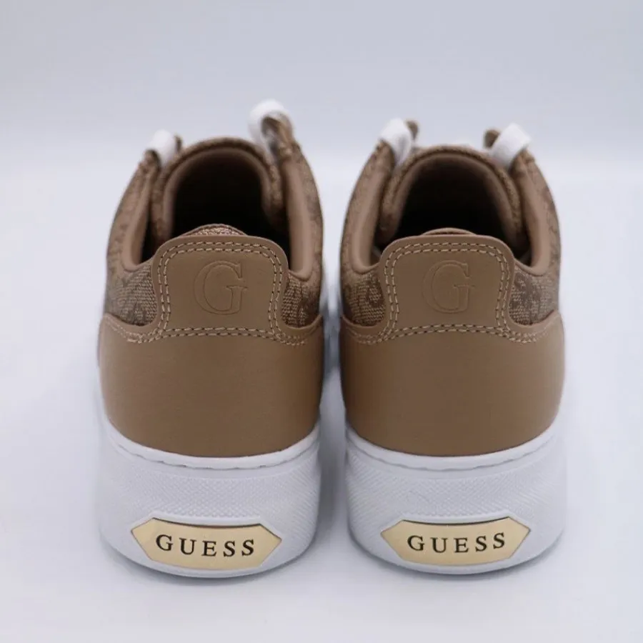 اسنیکرز جدید  GUESS