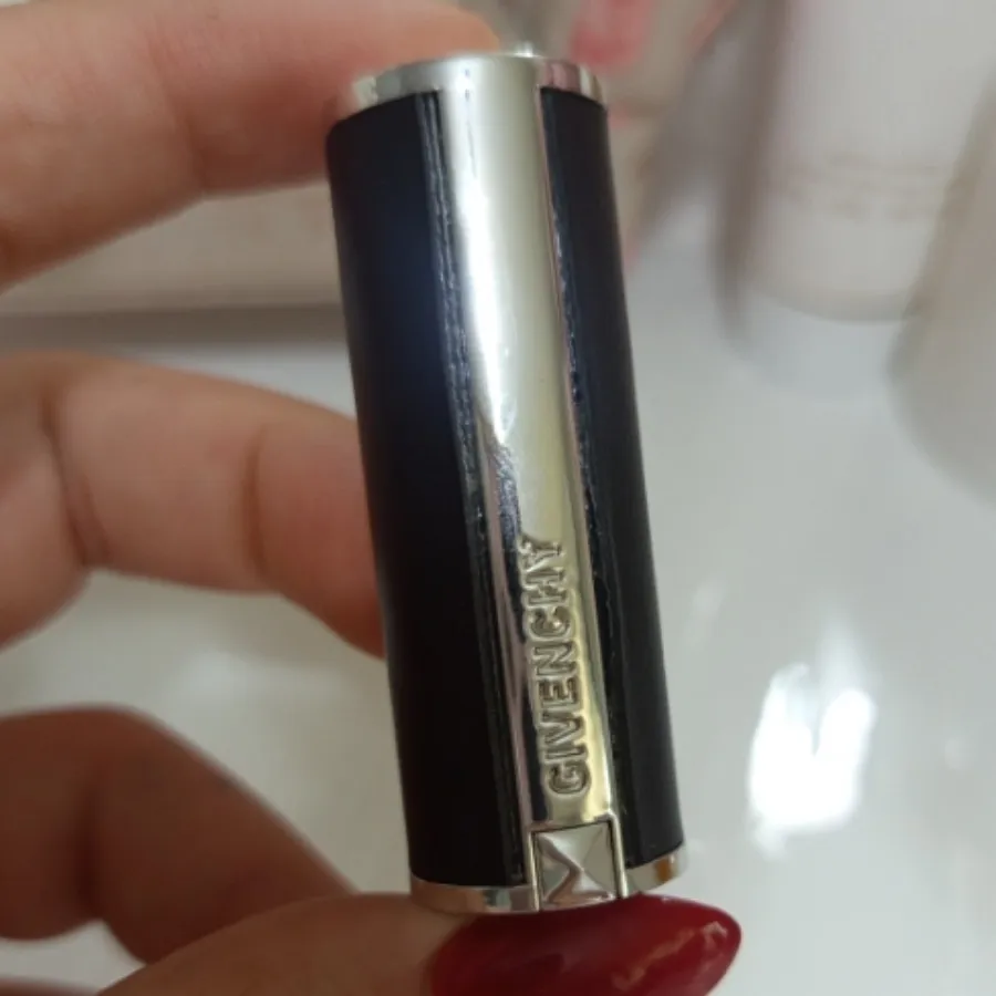 رژ givenchy 37