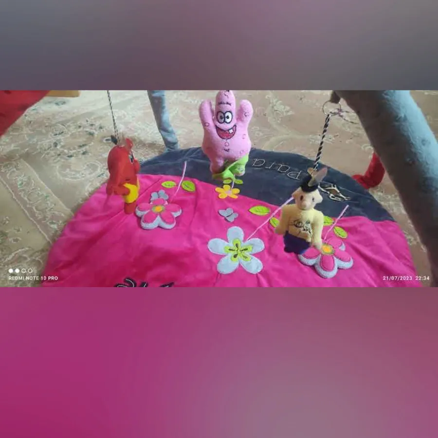تشک بازی و پارک بازی کودک