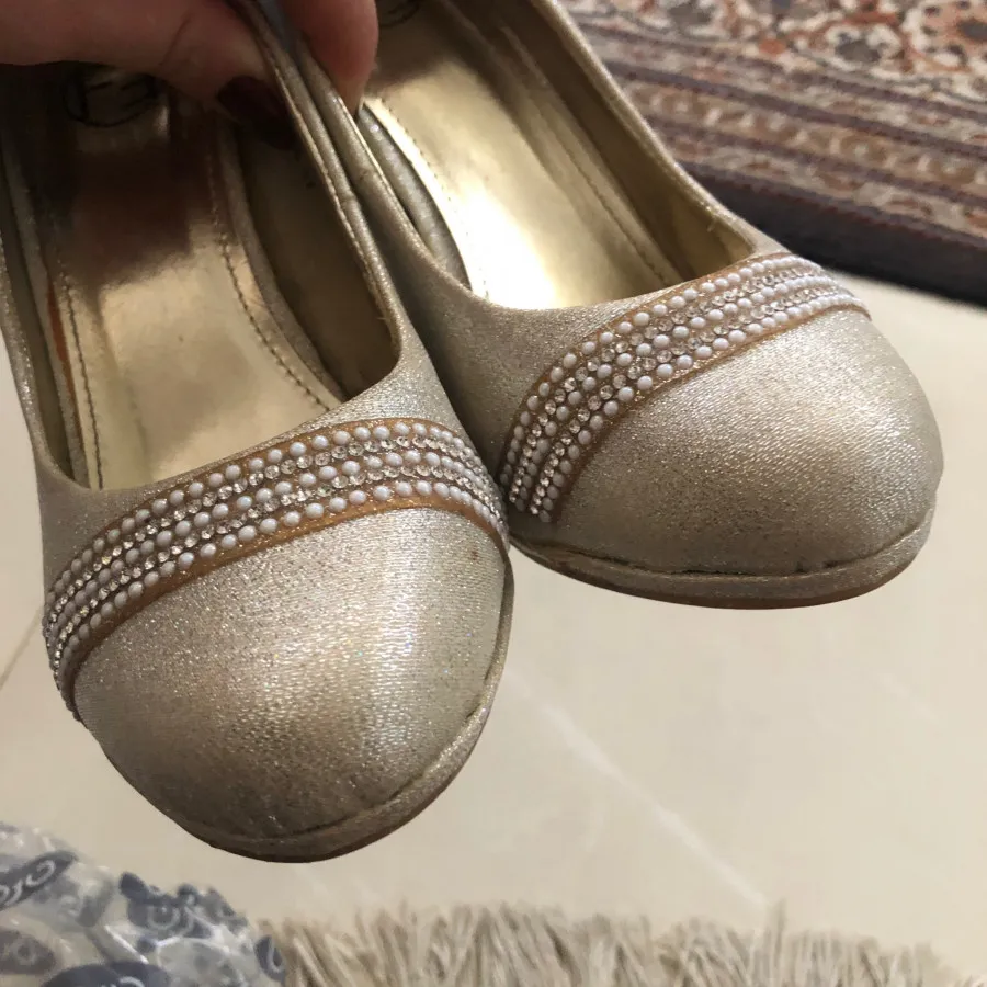 کفش مجلسی