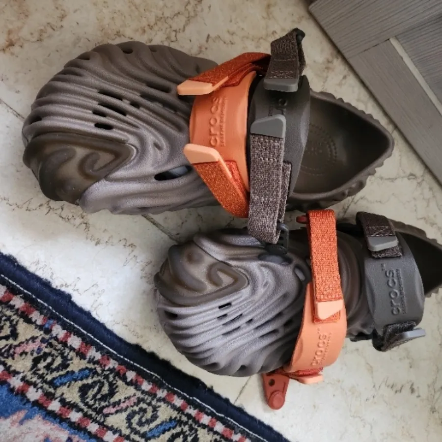 کراکس بمبوری