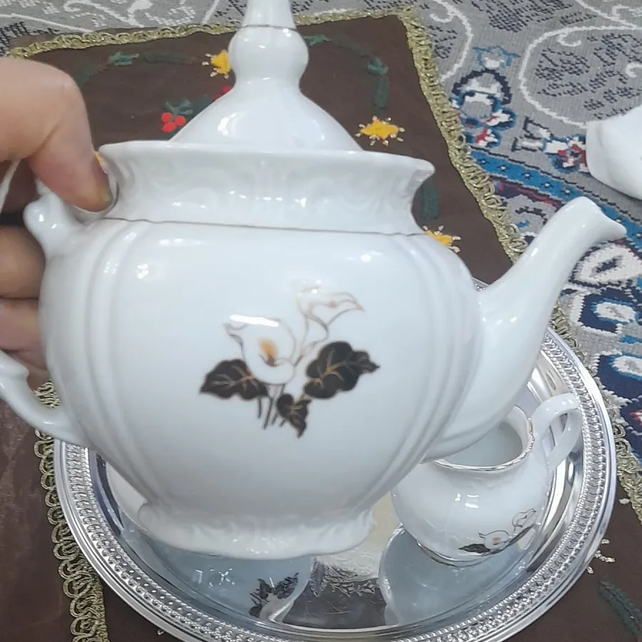 تی ست چینی‌ گل نیلوفر