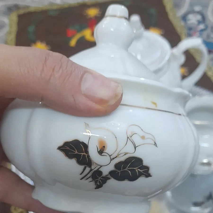 تی ست چینی‌ گل نیلوفر