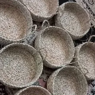 سبد حصیری دسته دار