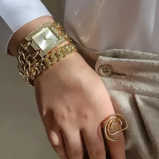 ساعت بند زنجیری