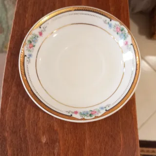 سرویس نعلبکی چینی