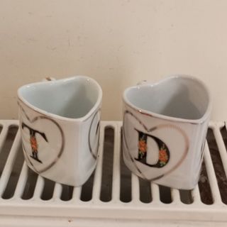 فنجان قهوه قلبی شکل