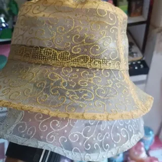 کلاه باکت شیشه ای حراجی