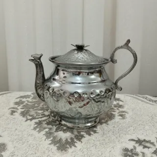 قوری برنجی