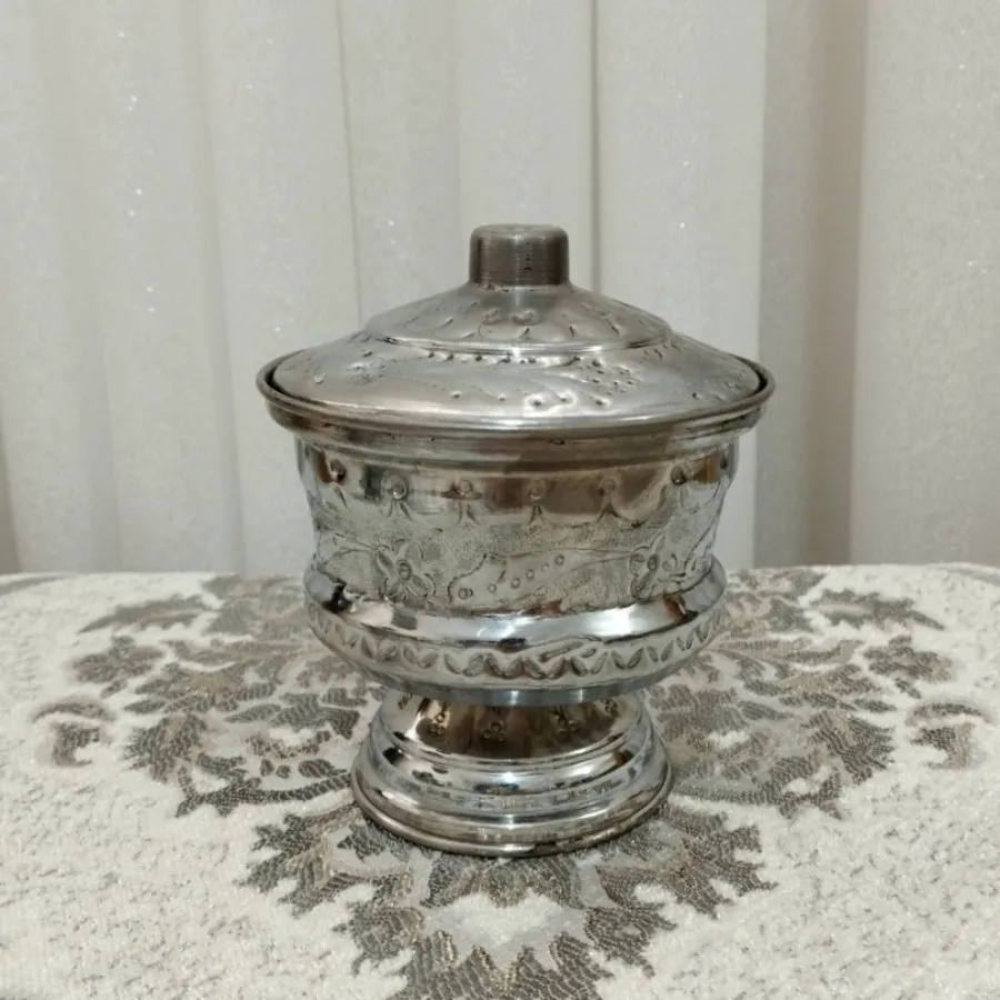 قندان برنجی
