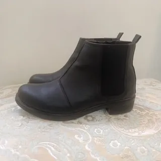 کفش نیم بوت