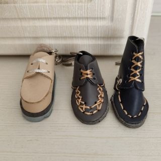جاسوییچی چرمی مدل کفش