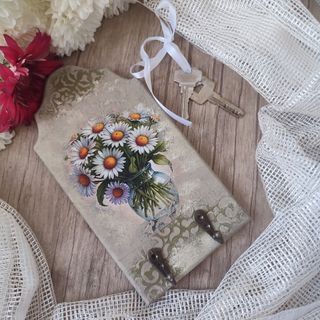 جاکلیدی دیواری