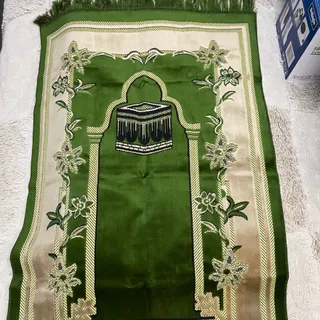 سجاده بزرگ مخمل