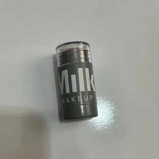 رژگونه استیکی