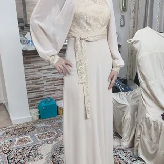 لباس مجلسی پوشیده
