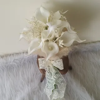 دسته‌گل عروس
