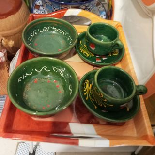 ست فنجان و کاسه سفالی