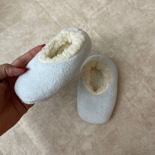 پاپوش بچگانه