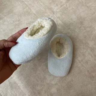 پاپوش بچگانه