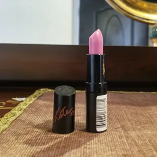 رژ صورتی باربی انگلیسی
