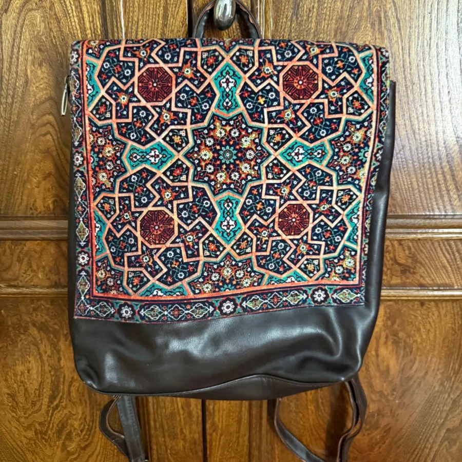 کوله پشتی با طرح اسلیمی