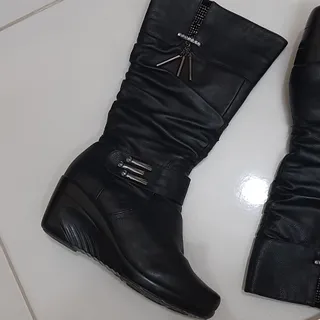 بوت چرم 39