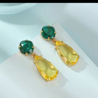 گوشواره زیرکونیوم