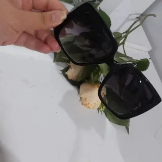 عینکgucci