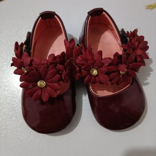 کفش بچگانه