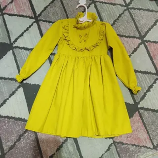 پیراهن دخترانه