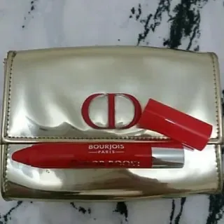 رژ پیچی بورژوا