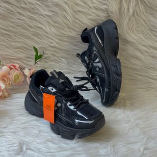 کتونی طبی خارجی سایز 37