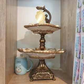 شیرینی خوری