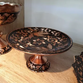 شیرینی خوری