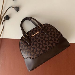 کیف شطرنجی برند