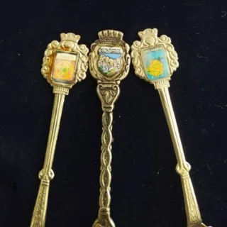 سه عدد قاشق انگلیسی