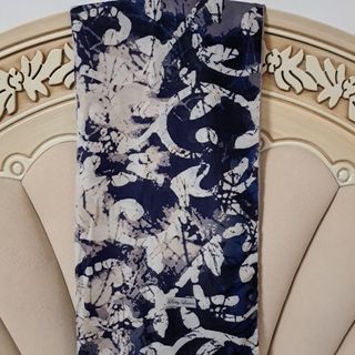 روسری اشانتیون