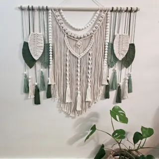 دیوارکوب بهار