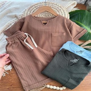 تیشرت شلوارک بچگانه