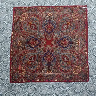 روسری ساتن