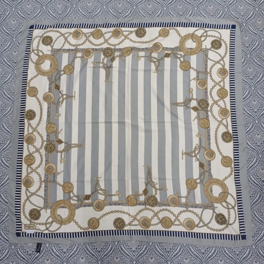 روسری  ساتن