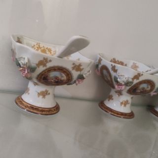 بستنی خوری