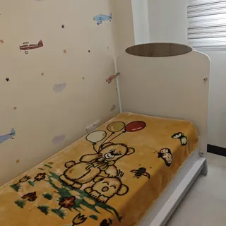 تخت نوجوان برند آپادانا