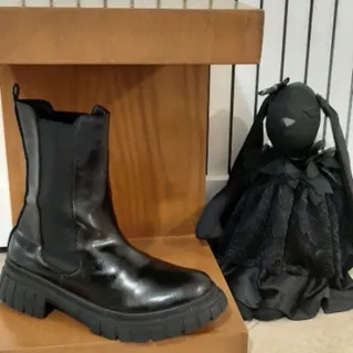 بوت بسیار راحت خارجی