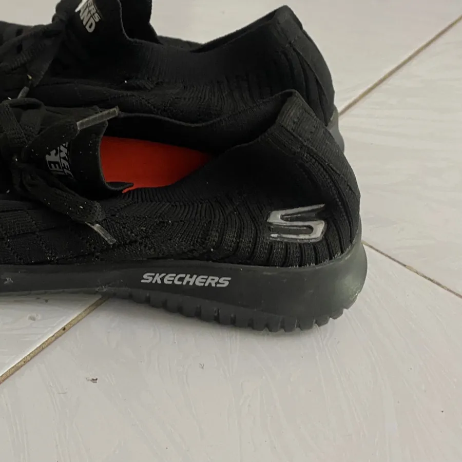 کتونی استیکرز