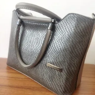 کیف چرم لویی