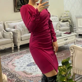 پیراهن سرخابی رنگ کرپ