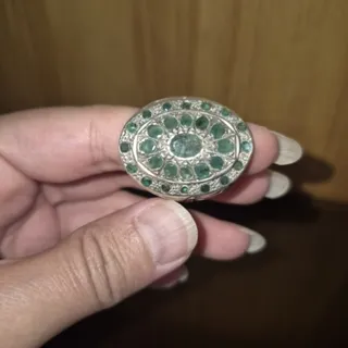 انگشتر  جواهراتی